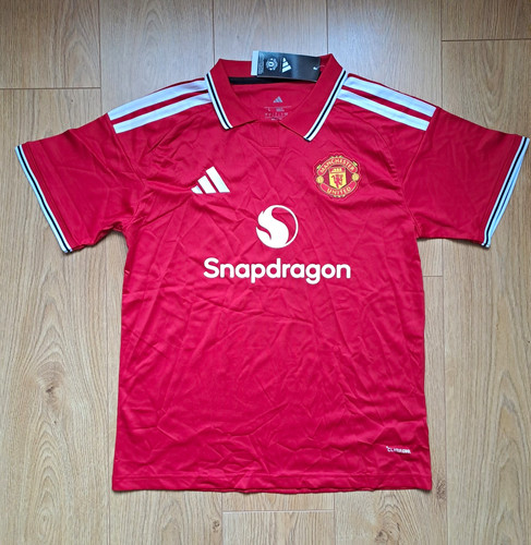 Adidas manchester united 27 - adidas,