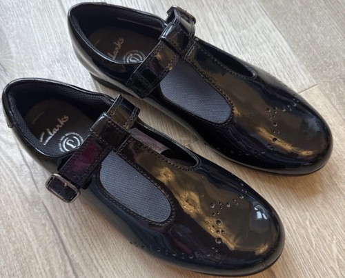 Brand new clarks black - new*,