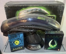 2004 ALIEN HEAD DVD Limited