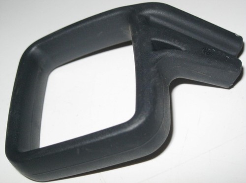 Mercedes fore aft - aft, seat