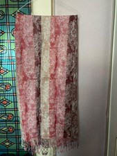 A glittered scarf from