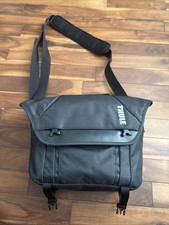 Genuine Thule Covert DLSR Camera Messenger Bag