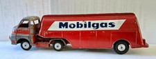 Corgi Toys Big Bedford Tractor