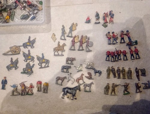 Vintage britains crescent - vintage, lead