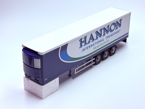 Corgi fridge trailer - fridge, model