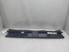 9617929580 front grille for