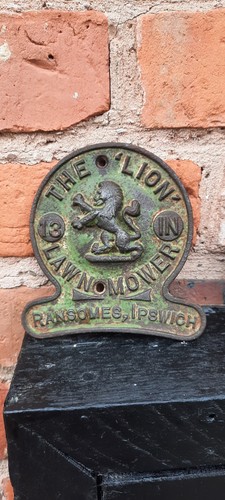 Cast iron ransomes lion - cast,