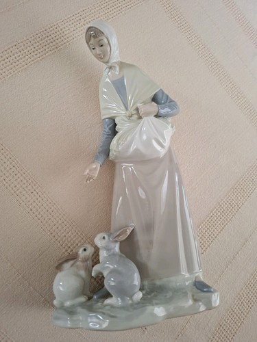 Nao lladro lady figurine - by,