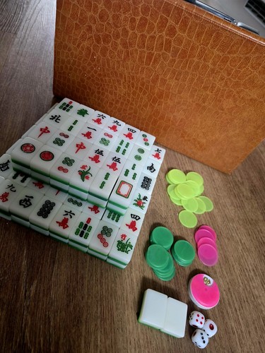 Vintage mahjong travel set - travel,