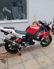Yamaha R1 4XV 1999 Model