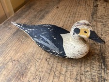 Antique Vintage Wooden folk art / decoy / hand carved bird Duck old paint
