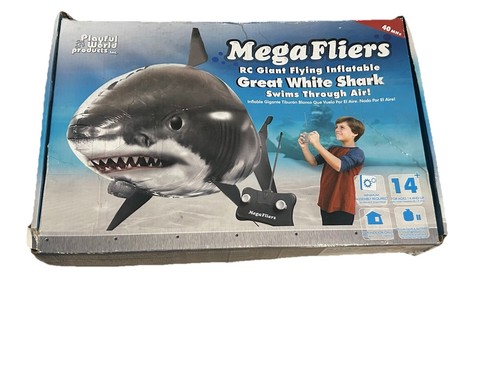 Great white mega flyers radio - white,