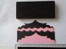 Sizzix Tim Holtz Alterations On The Edge Ornate - Craft Die Cutter