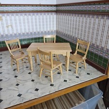 1:12TH Scale Dolls House