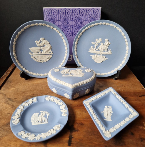 Vintage wedgwood jasperware - wedgwood,