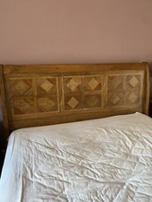King Size Solid Wood  Oak High End Sleigh Bed   Mattress Not Included