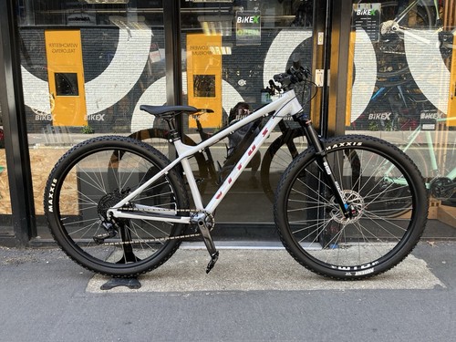Vitus nucleus shimano deore - ,