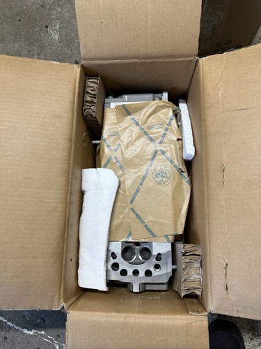Brand new x16xe cylinder - cylinder, head