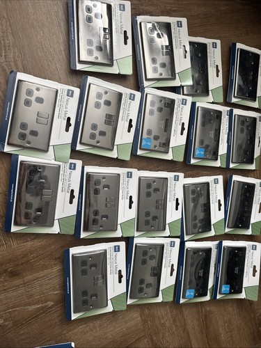 Double switched 13a lower - switched,