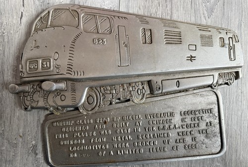 Warship class d823 - class,