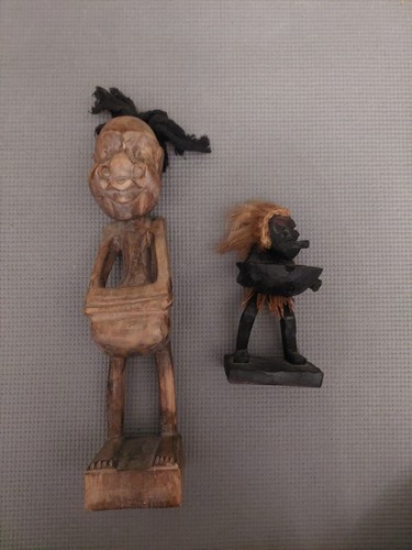 Wooden tribal figures bundle