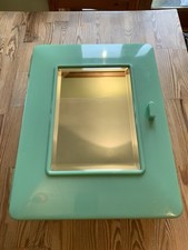1950’s Green Mid Century Design Mirrored Medicine/Bathroom Wall Cabinet
