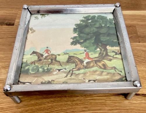 Fox hunting scene trivet - fox,