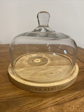 LAURA ASHLEY CLEAR GLASS DOME CHEESE DISH BOARD WOOD BASE