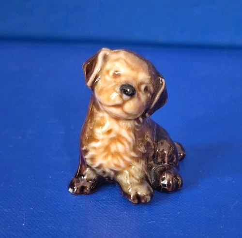 Wade whimsies sitting dog - sitting,