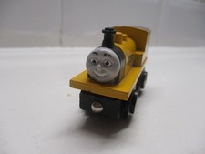 wooden thomas the tank engine train duncan brio