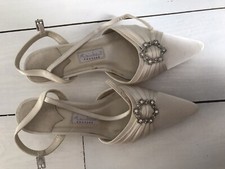 Rainbow Couture Ivory Cream