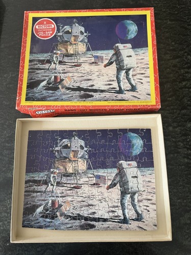 Vintage victory wooden jigsaw - victory,