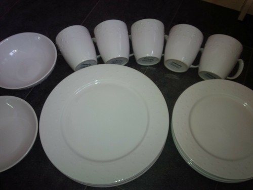 Sabichi white embossed dinner - embossed,