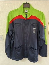 ECB Pro Range Cricket Umpire