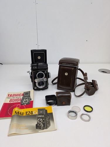 Vintage yashica mat - vintage, em