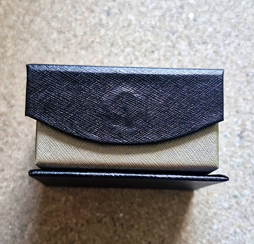 Black grey square - black,