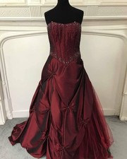 Veromia Wedding Dress Size 12 Burgundy