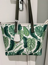 Radley Cross Maple Cross Palm