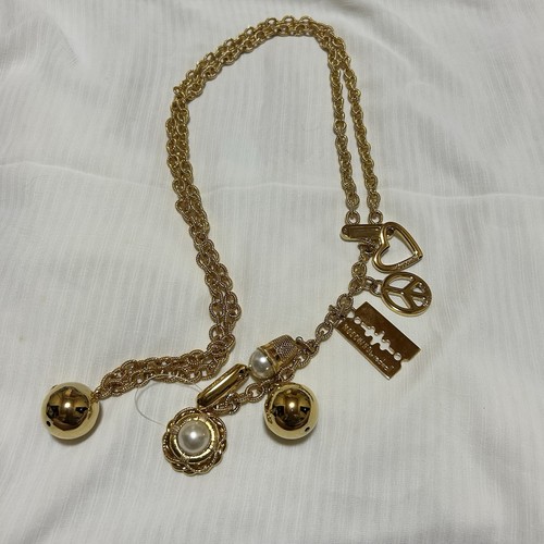 Vintage moschino redwall - vintage, by