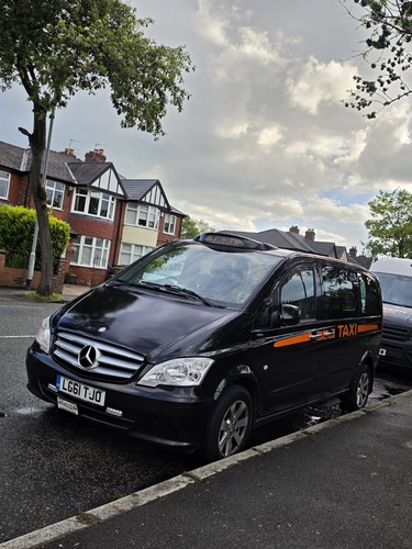 Mercedes vito 113 blue - mercedes,