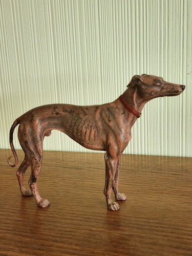 Zach signed greyhound - b.,