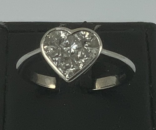 White gold heart shaped - gold,