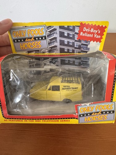 Vintage lledo only fools and - only,