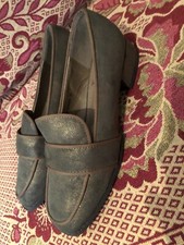 Kylie Crazy Shoes womens brown