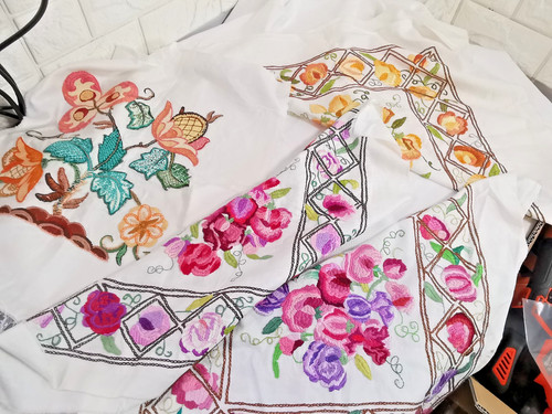 Vintage hand embroidered linen - embroidered,