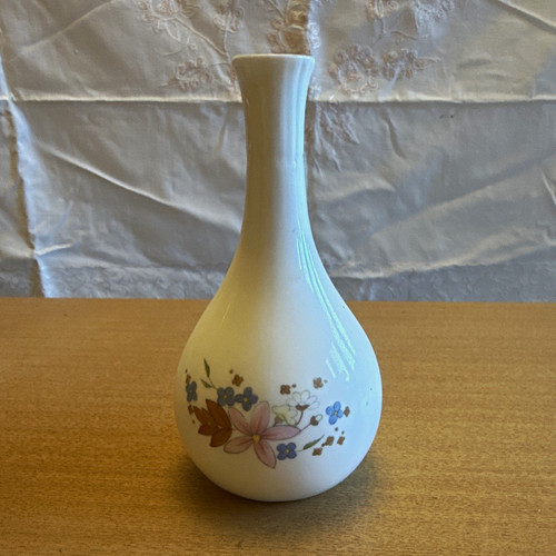 Wedgwood meadow sweet - wedgwood,