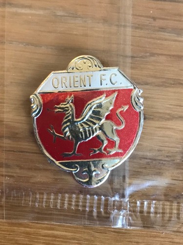 Orient esso club badge 1971 - club,