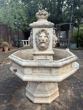 Henri studio Classic Lion Cast Stone Water Feature