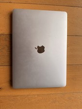MacBook Pro 13 inch 2019 –
