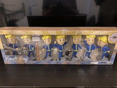 Fallout bobble head collection - fallout,